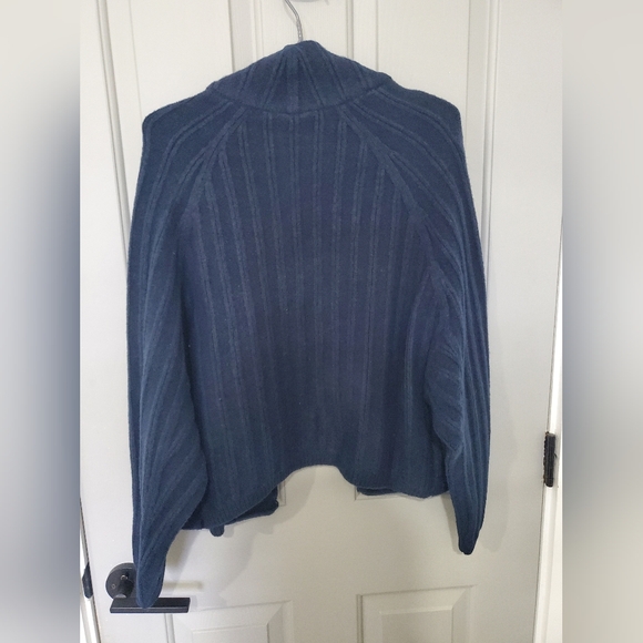 Lululemon Cardigan - Picture 3 of 3